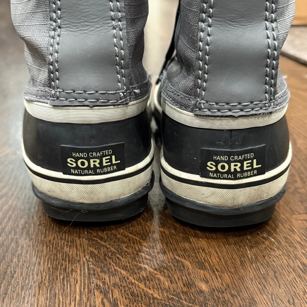 Sorel Winter Carnival Women’s Waterproof Boots